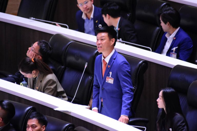 “ณัฐพงษ์” เปิดฉากชำแหละนโยบาย “อุ๊งอิ๊งค์1” ชี้ 1 ปีรัฐบาล “เพื่อไทย” สูญเปล่า